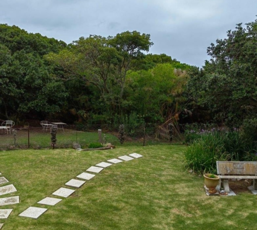 3 Bedroom Property for Sale in Wavecrest Eastern Cape